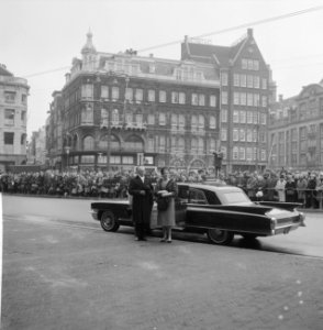 Nieuwsjaarsreceptie voor CD op Paleis te Amsterdam Aankomst van de gevolmachtig, Bestanddeelnr 913-4484