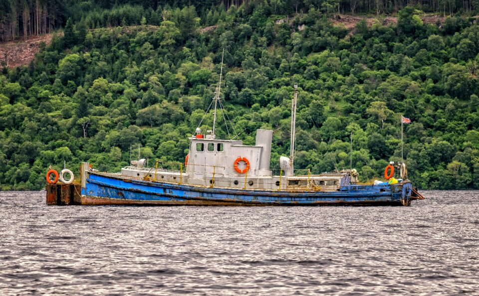 Cemetery boat cemetery loch ness