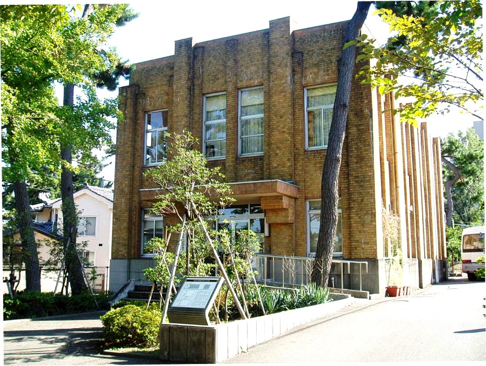 Niigata-Univ-Asahimachi-Museum-2014091401