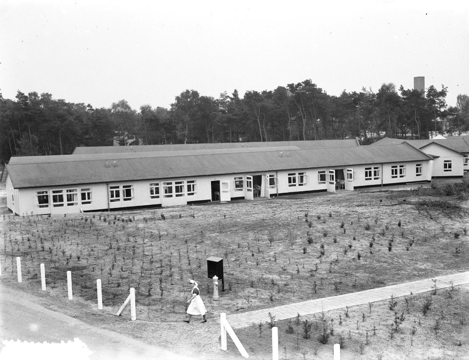 Nieuw Amsterdams paviljoen op terrein van sanatorium Zonnestraal te Hilversum, Bestanddeelnr 906-0566