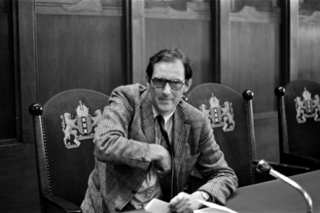 Nieuwe Gemeenteraad van Amsterdam geinstalleerd nr. 10, 11 H. Lammers , kop, Bestanddeelnr 923-8008