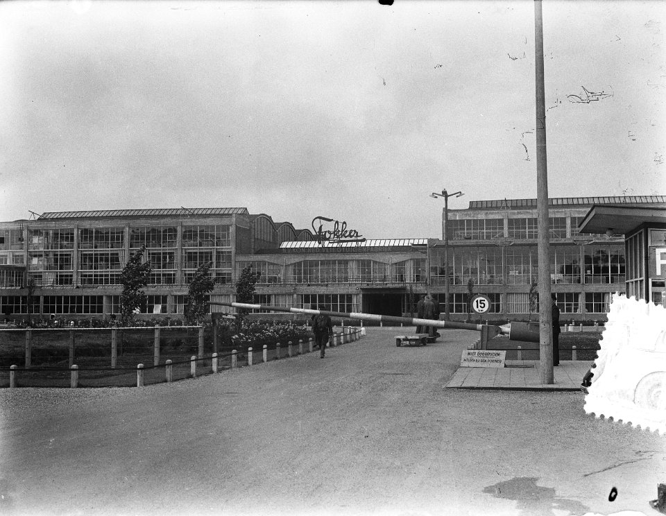 Nieuwe Fokkergebouwen op Schiphol, Bestanddeelnr 904-7814