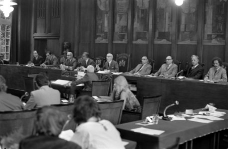Nieuwe Gemeenteraad van Amsterdam geinstalleerd overzicht, Bestanddeelnr 923-8003