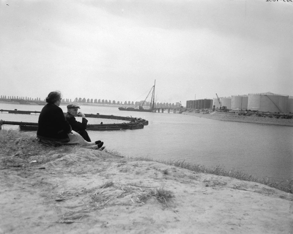 Nieuwe Industriehaven van Dordrecht, Bestanddeelnr 909-7852
