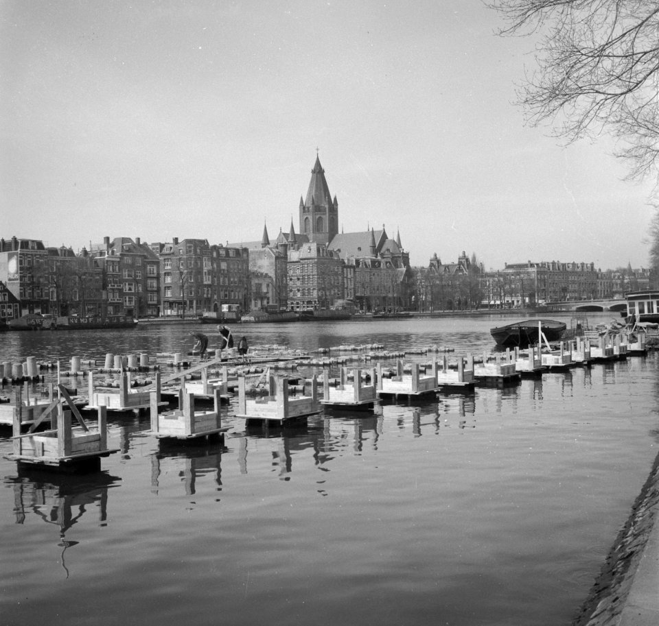 Nieuw botenhuis in Amstel De Hoop, Bestanddeelnr 904-5270