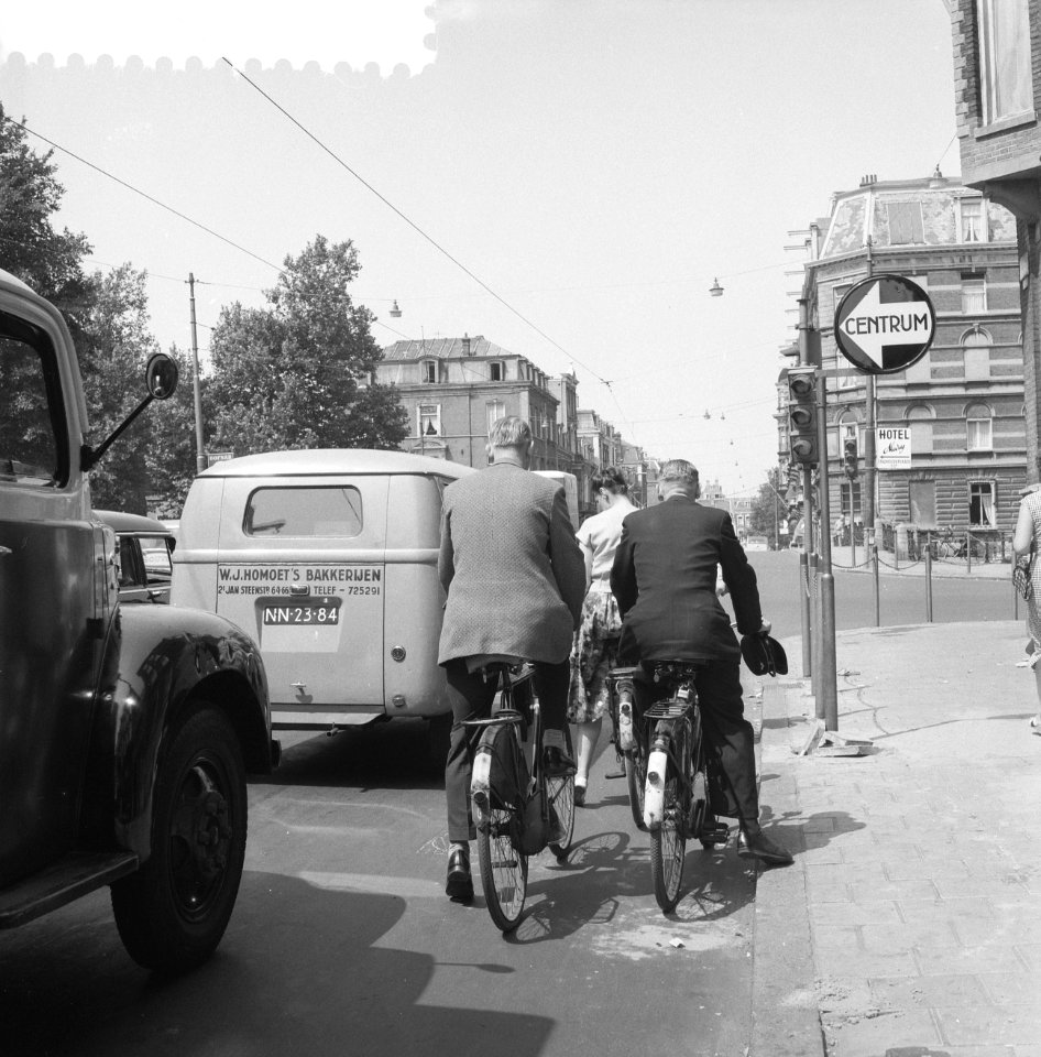 Nieuw bord met richting centrum te Amsterdam, Bestanddeelnr 910-4630
