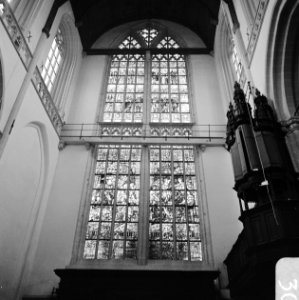 Nieuwe Kerk op de Dam gerestaureerd glas in lood raam, Bestanddeelnr 930-6491
