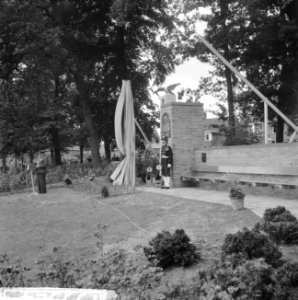 Nieuw zitje voor oud-militairen KNIL te Bronbeek (Arnhem), Bestanddeelnr 915-3524