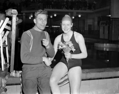 Nieuw wereldrecord 100 meter vrije slag van Cocky Gastelaars en trainer Dries Pe, Bestanddeelnr 907-6219