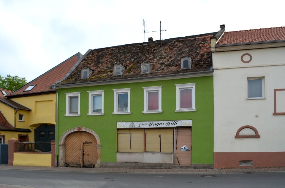 Nierstein, Rheinstraße 38