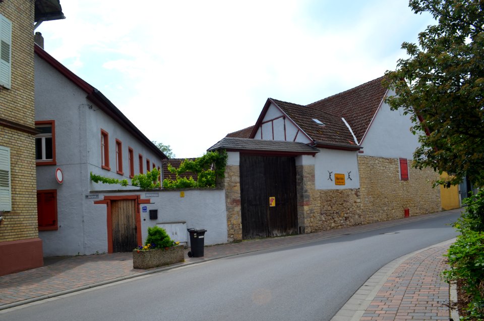 Nierstein, Rheinstraße 28 (1)
