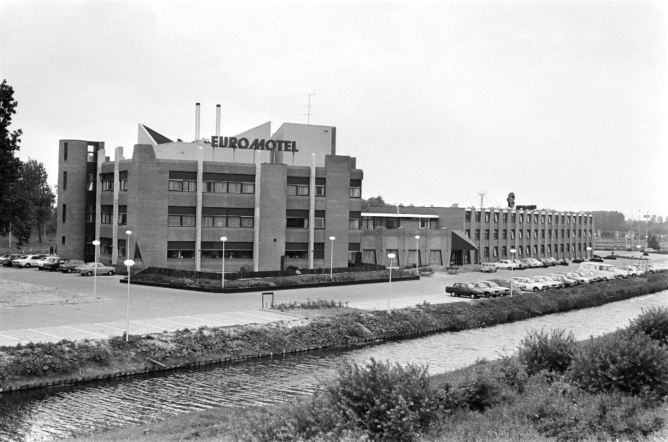 Nieuw euromotel aan E10 (Amsterdam) gaat binnenkort open (exterieur), Bestanddeelnr 929-8565