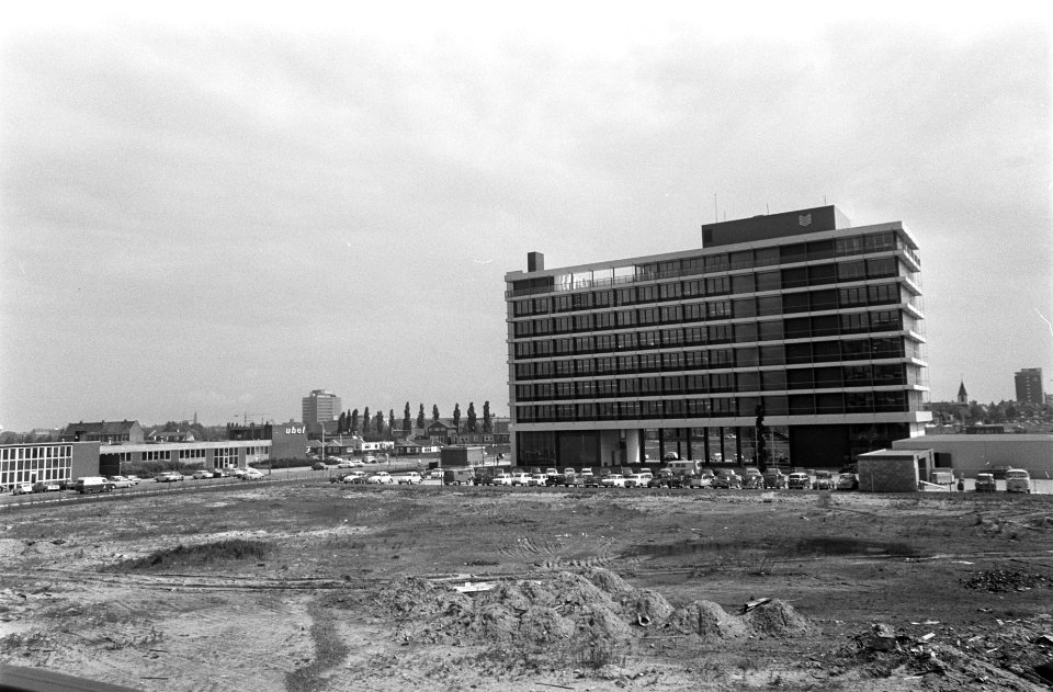 Nieuw gebouw van Gemeentewaterleidingen te Amsterdam, Sloterdijk exterieur, Bestanddeelnr 922-4908