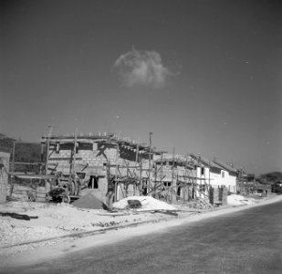 Nieuwbouw in de wijk Parera in Willemstad op Curaçao, Bestanddeelnr 252-7138