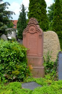 Nierstein, Evangelischer Friedhof, Grab Stephan Sandmann