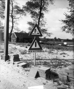 Nieuw verkeersbord wegenaanleg, Bestanddeelnr 903-6376