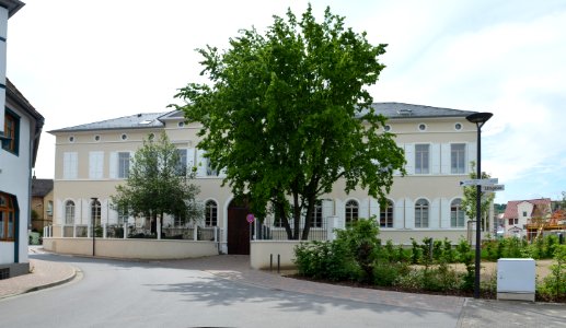 Nierstein, Rheinstraße 15 (2)