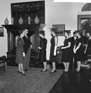 Nieuwjaarsreceptie, Burgemeester Van Hall in het Stedelijk Museum, Bestanddeelnr 914-6761