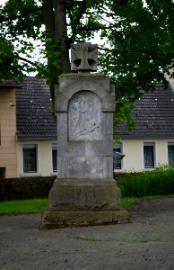Nierstein, evangelischer Kirchhof, Kriegerdenkmal