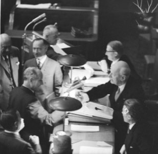 Nieuw-Guinea akkoord in Tweede Kamer, Bestanddeelnr 914-3029