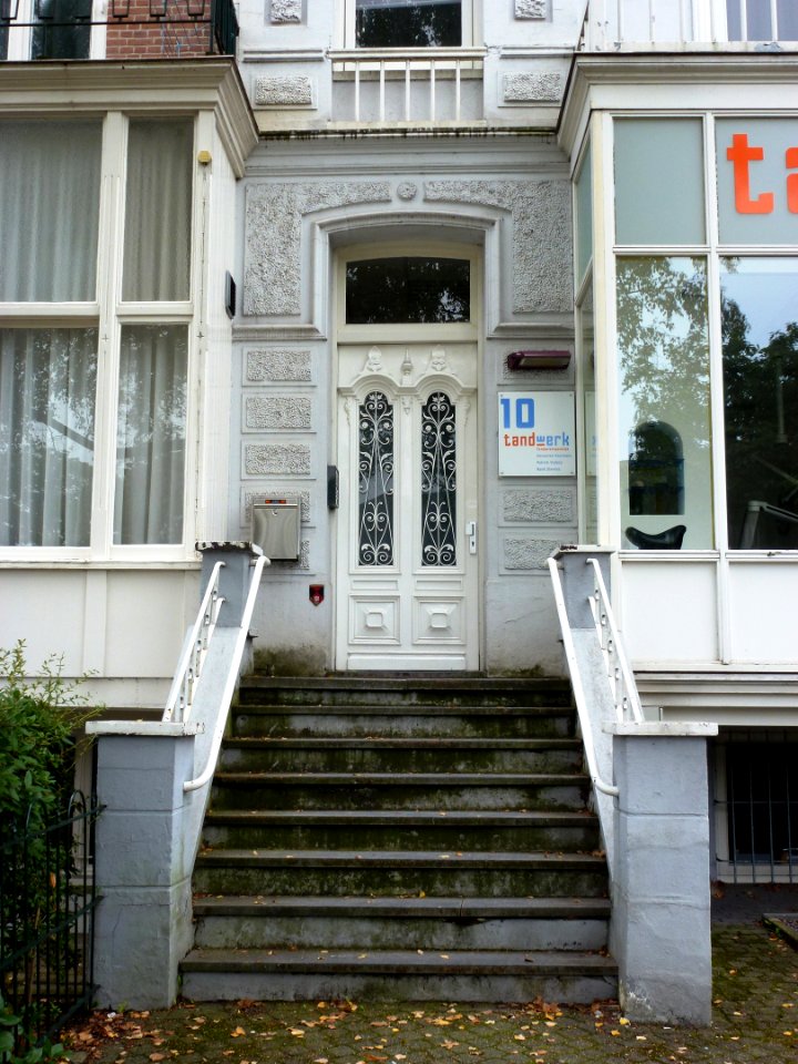 Nijmegen St.Annastraat 10 trap voordeur