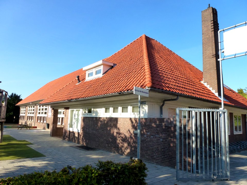 Nijmegen Therasiaschool Ubbergeseveldweg 97 (03)