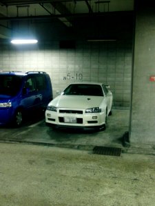 NISSAN SKYLINE GT-R (BNR34) 1