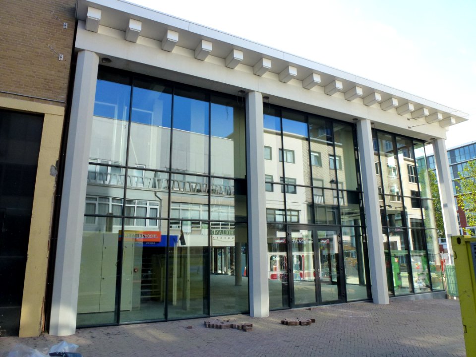Nijmegen Van der Werffgebouw (02) Plein '44