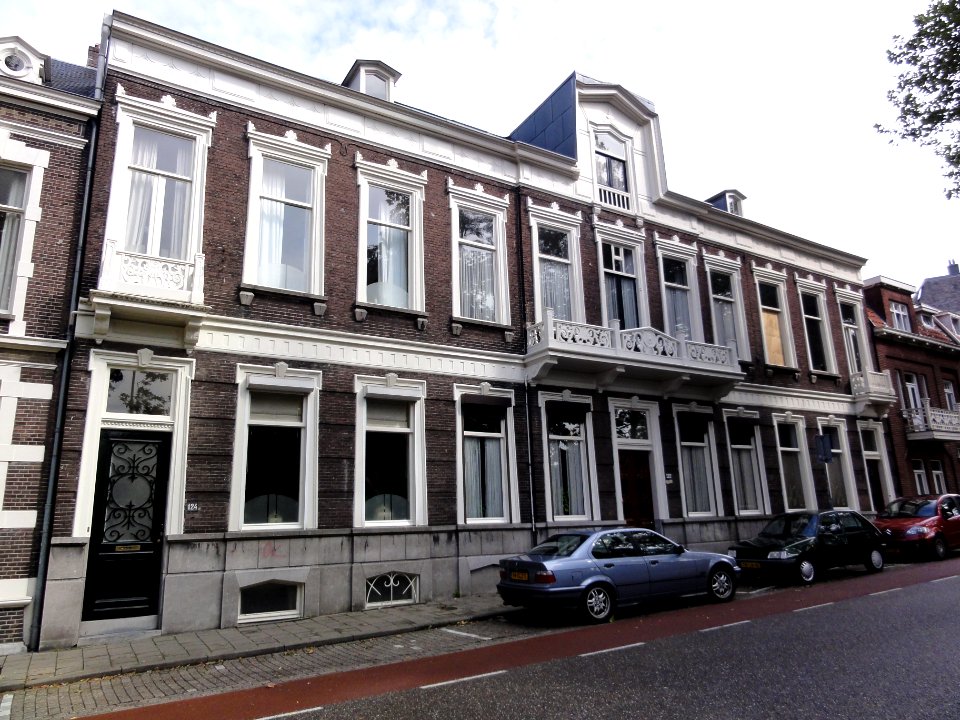 Nijmegen rijksmonument 523053 Parkweg 120, 122, 124