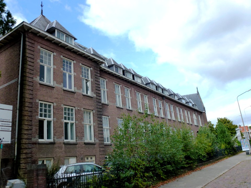 Nijmegen School Groesbeekseweg 152, gevel Heijendaalseweg 2
