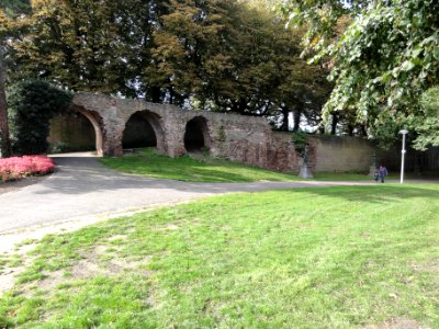 Nijmegen Rijksmonument 31196 Hunnerpark stadsmuur