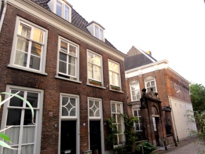 Nijmegen Rijksmonument 31118 Begijnenstraat 25,27,29