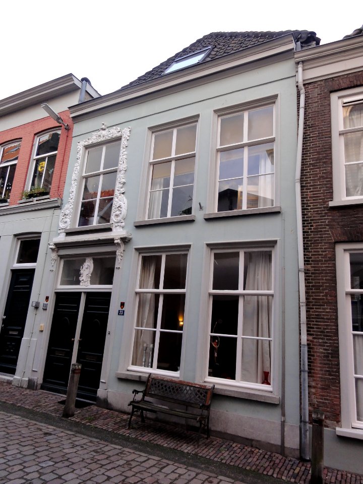 Nijmegen Rijksmonument 31117 Begijnenstraat 21, 23