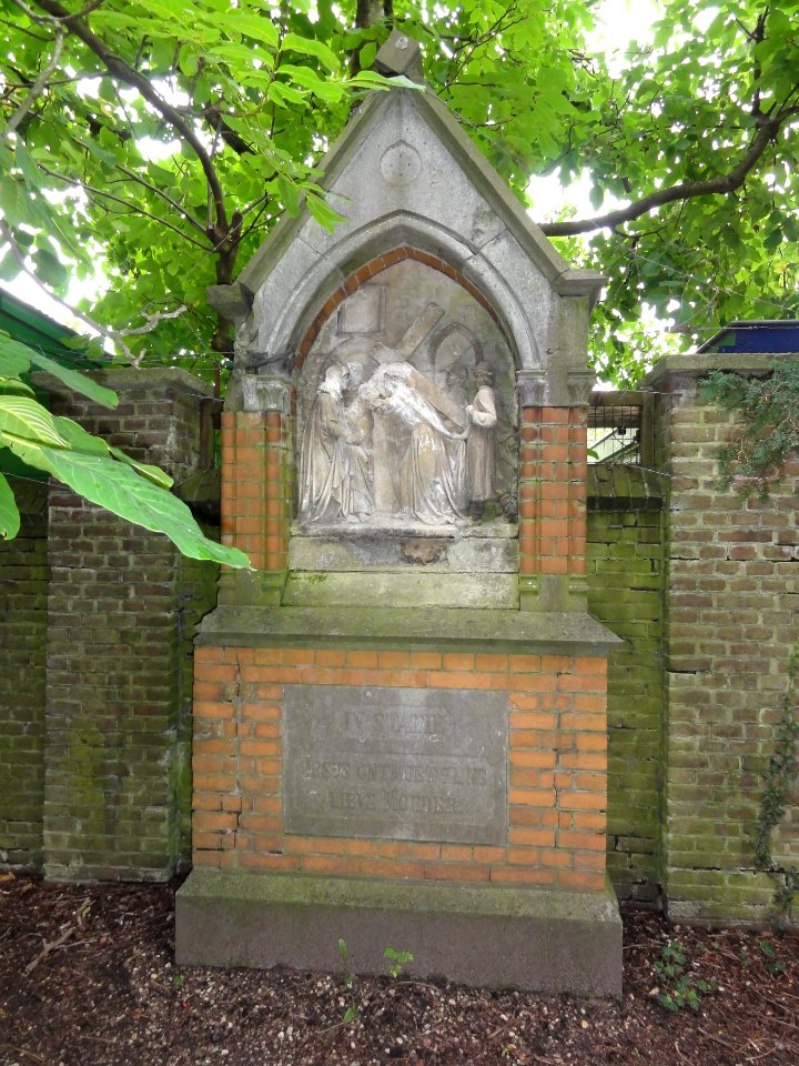 Nijmegen Rijksmonument 522945 Daalseweg 110 kruiswegstatie IV