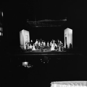 Nieuwe schouwburg te Eindhoven, in- en exterieurs van schouwburg, Bestanddeelnr 916-9397