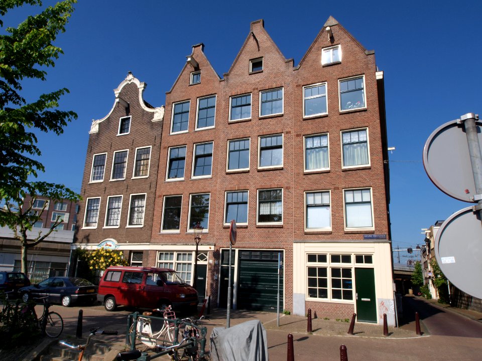 Nieuwe Teertuinen 21-24 en Sloterdijkstraat