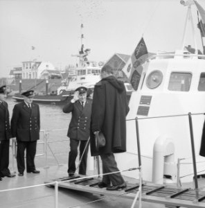Nieuwe reddingsboot Koningin Juliana officieel door Zijne Koninklijke Hoogheid, Bestanddeelnr 915-0479