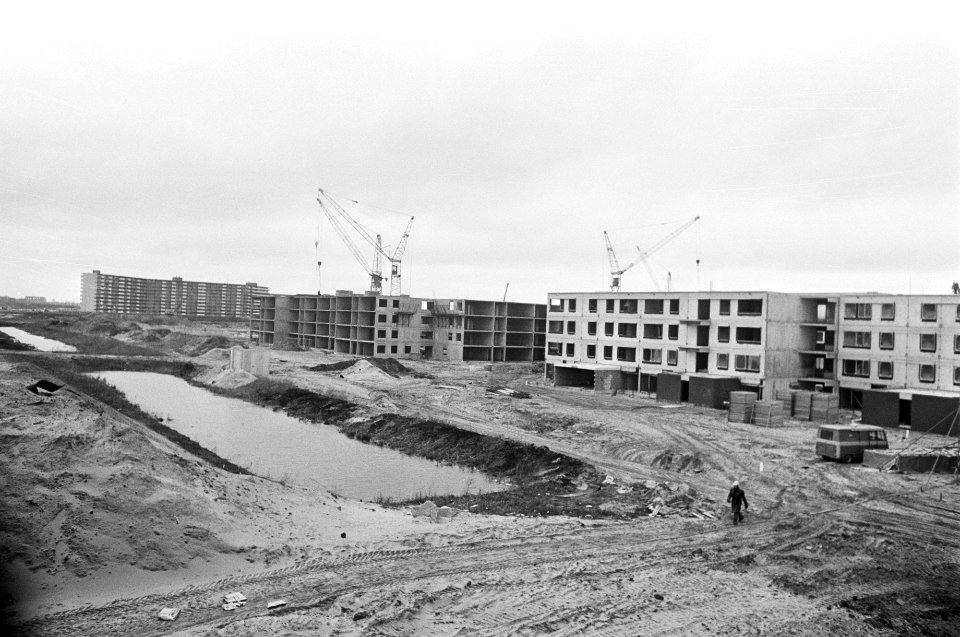 Nieuwe wijk aan rand van Bijlmermeer, Holendrecht, met tweeduizend woningwetwoni, Bestanddeelnr 928-3574