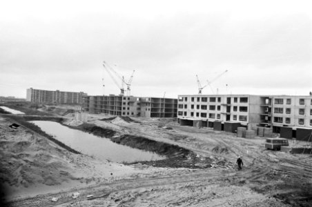 Nieuwe wijk aan rand van Bijlmermeer, Holendrecht, met tweeduizend woningwetwoni, Bestanddeelnr 928-3574