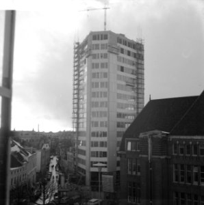 Nieuwe torenflat in Utrecht, Bestanddeelnr 913-4949 photo