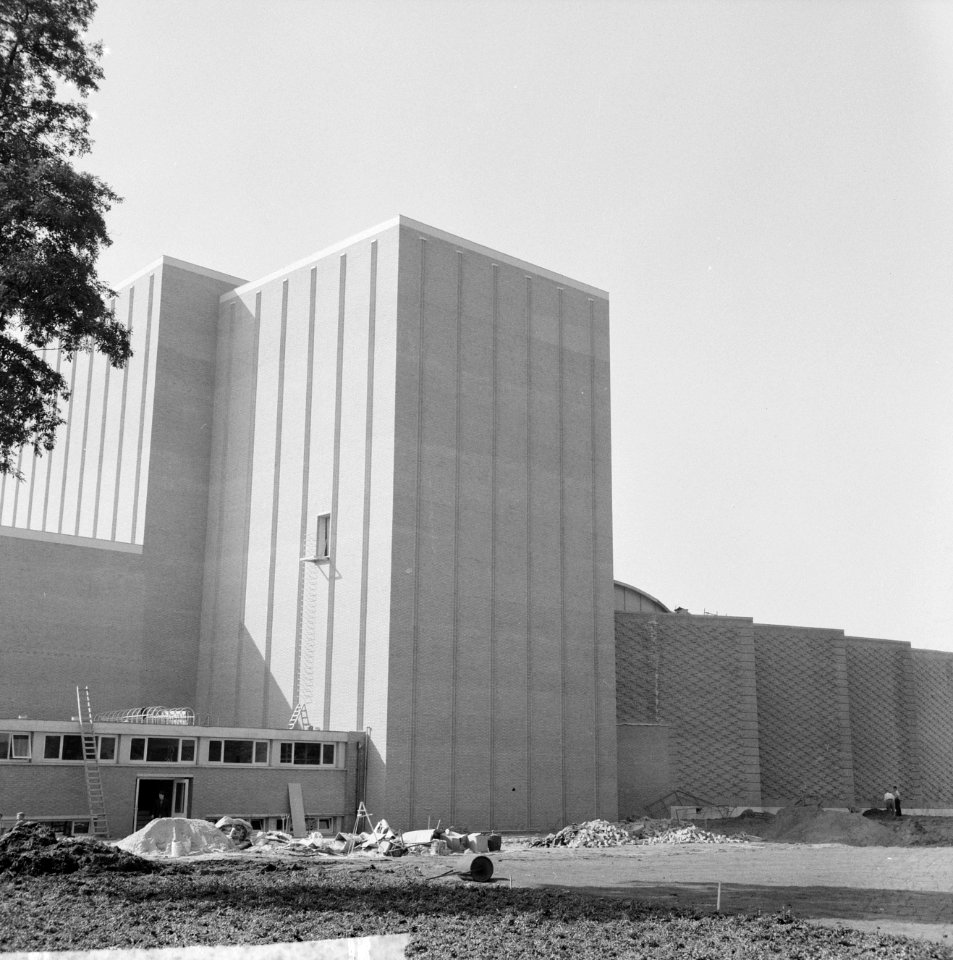 Nieuwe schouwburg te Eindhoven, in- en exterieurs van schouwburg, Bestanddeelnr 916-9400