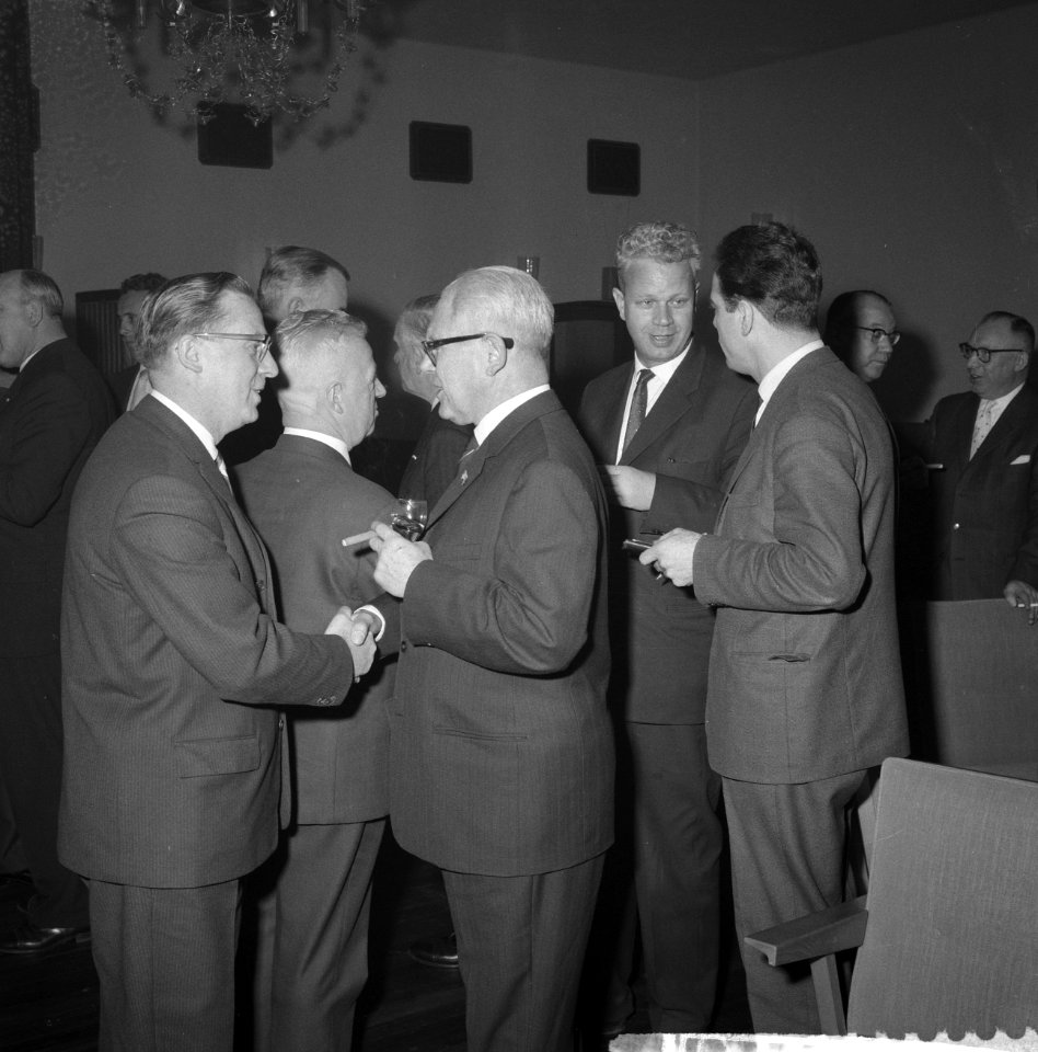 Nieuwjaarsreceptie van de SER te Den Haag, Bestanddeelnr 911-9516