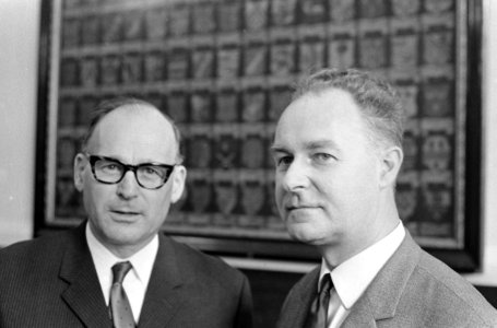 Nieuwe wethouders v.l.n.r. Harry Verheij (CPN) en Hamm (VVD), Bestanddeelnr 919-5336