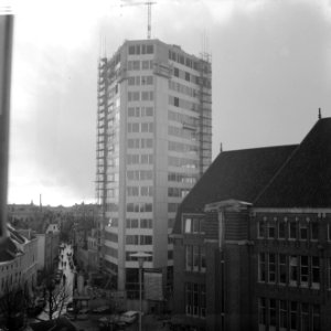 Nieuwe torenflat in Utrecht, Bestanddeelnr 913-4950 photo