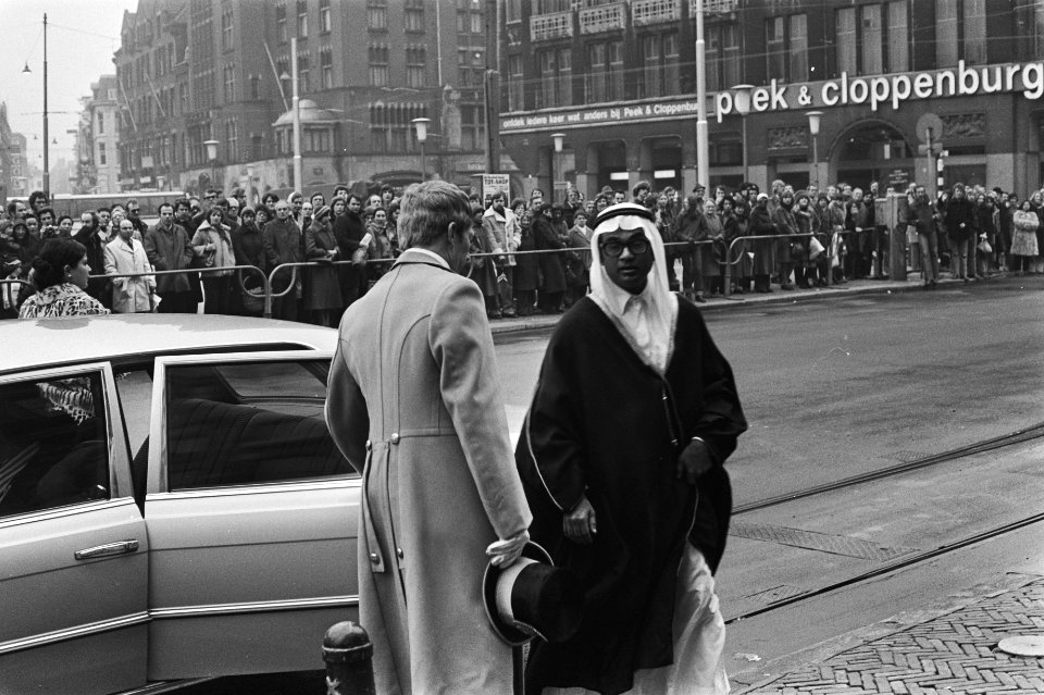 Nieuwjaarsreceptie Paleis op Dam 15 aankomst ambassadeur USSR met echtgenote,, Bestanddeelnr 929-0285