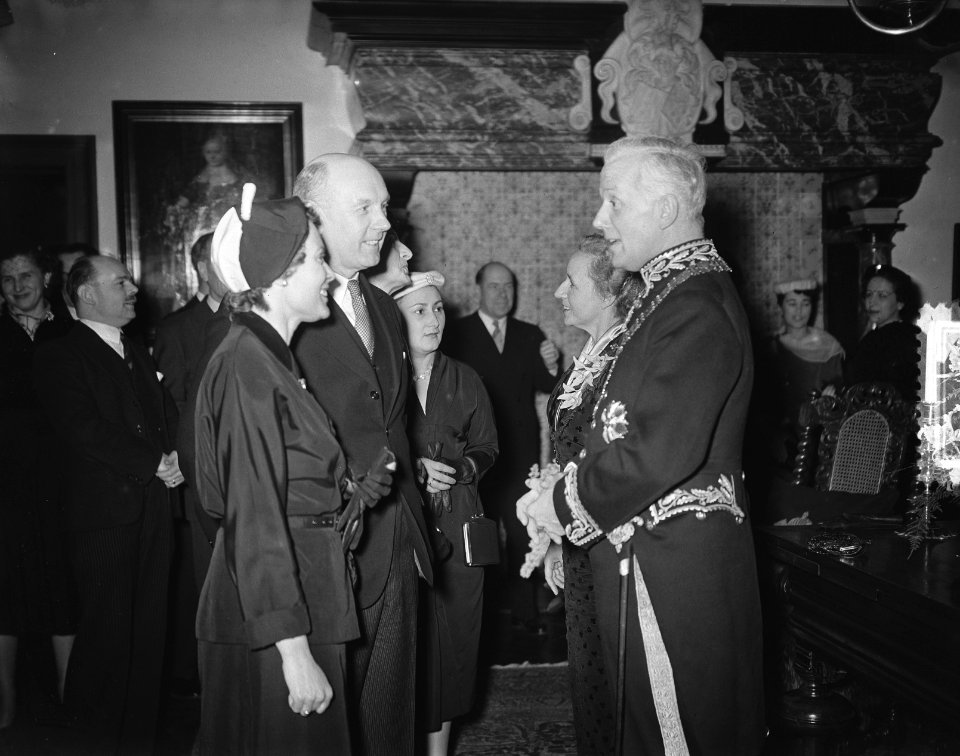 Nieuwjaarsreceptie Stedelijk Museum Amsterdam, Bestanddeelnr 906-2279