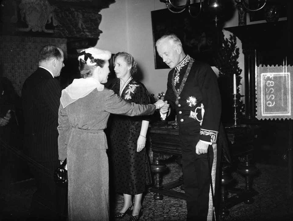 Nieuwjaarsreceptie Stedelijk Museum Amsterdam, Bestanddeelnr 906-2283