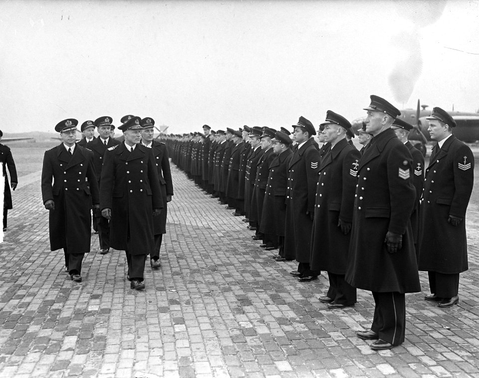 Nieuwe squadrons 1 en 320 op Valkenburg, Bestanddeelnr 903-2781