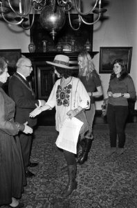 Nieuwjaarsreceptie burgemeester Samkalden van Amsterdam in Stedelijk Museum, Bestanddeelnr 924-1435
