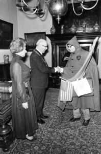 Nieuwjaarsreceptie burgemeester Samkalden van Amsterdam in Stedelijk Museum ka, Bestanddeelnr 924-1429
